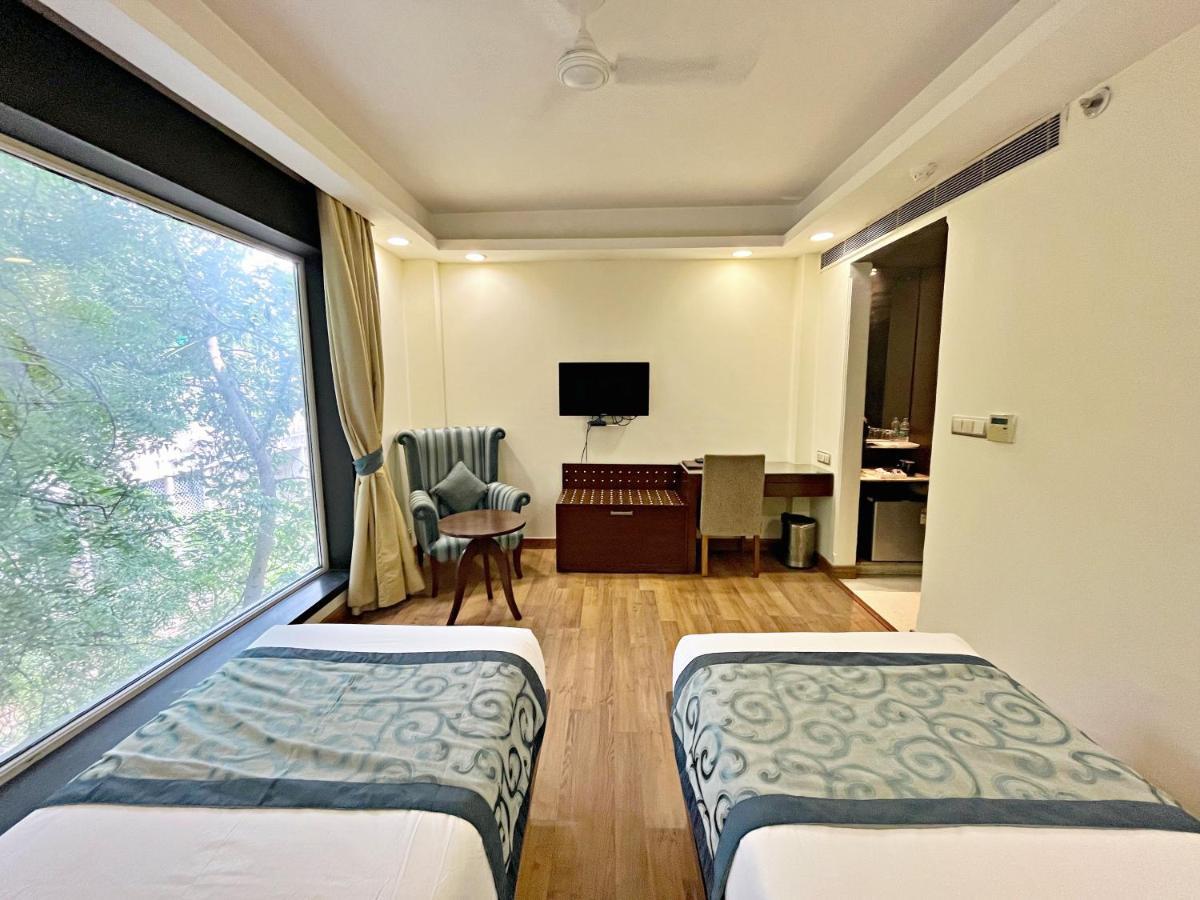 The Grand Orion - Kailash Colony New Delhi Extérieur photo