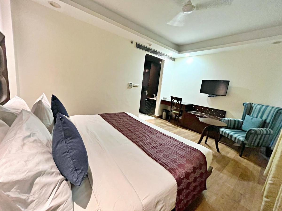 The Grand Orion - Kailash Colony New Delhi Extérieur photo