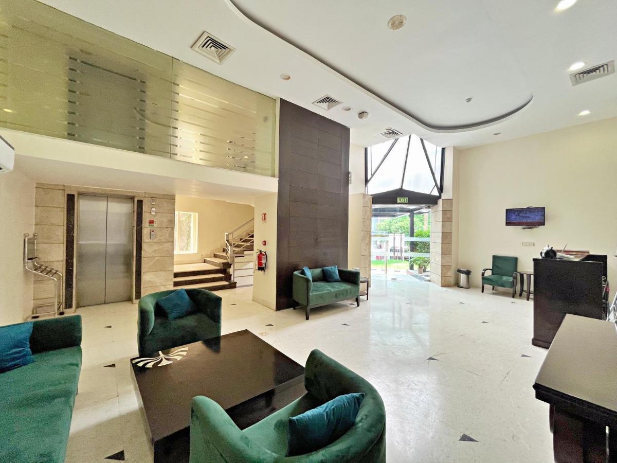 The Grand Orion - Kailash Colony New Delhi Extérieur photo