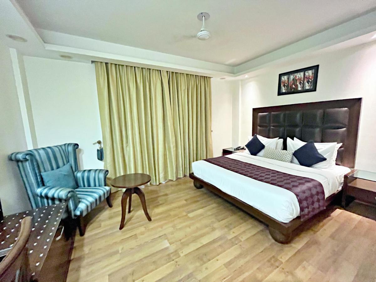 The Grand Orion - Kailash Colony New Delhi Extérieur photo