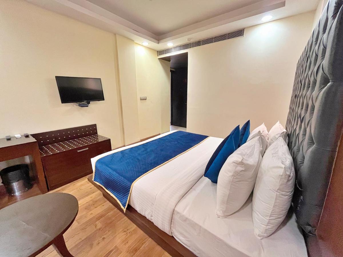 The Grand Orion - Kailash Colony New Delhi Extérieur photo