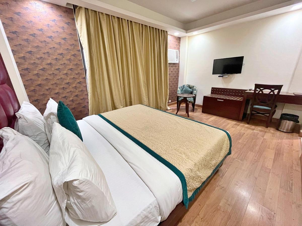 The Grand Orion - Kailash Colony New Delhi Extérieur photo