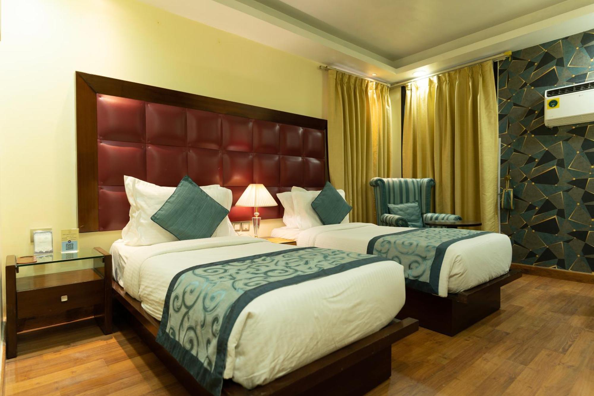 The Grand Orion - Kailash Colony New Delhi Extérieur photo