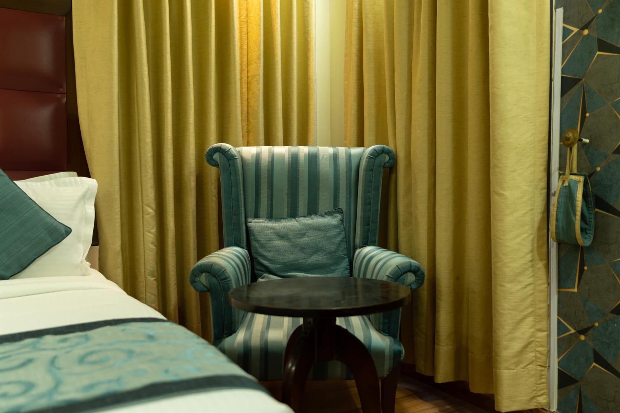 The Grand Orion - Kailash Colony New Delhi Extérieur photo